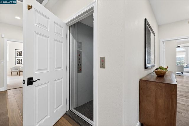 10 Diablo Oaks Way, Lafayette, CA 94549