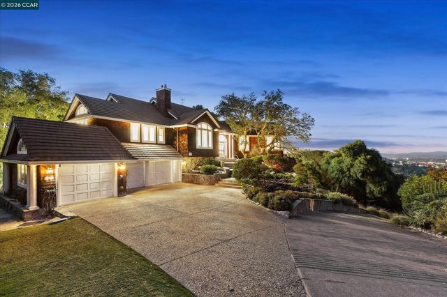 10 Diablo Oaks Way, Lafayette, CA 94549