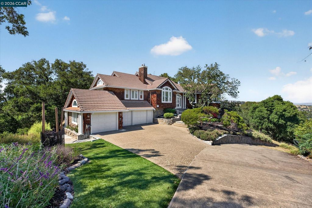 10 Diablo Oaks Way, Lafayette, CA 94549