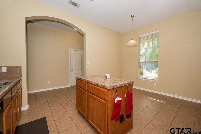 11017 WESTHAVEN CIR, Flint, TX 75762