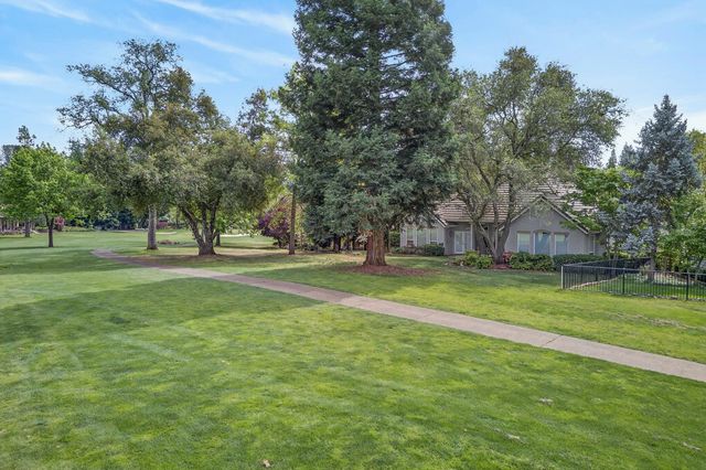 3213 Dogleg Ct, Cameron Park, CA 95682
