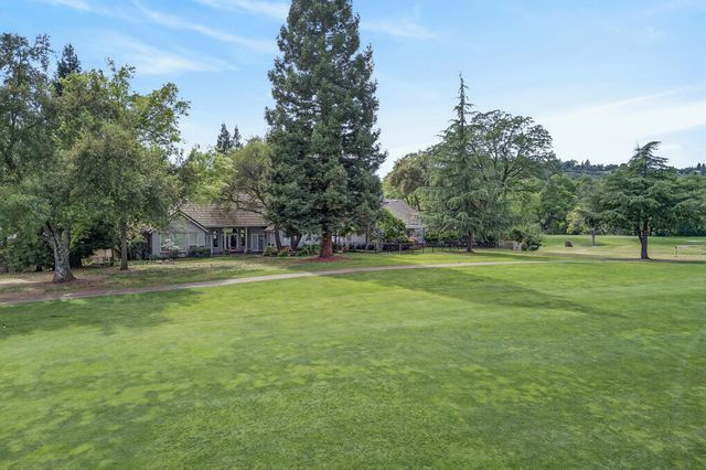 3213 Dogleg Ct, Cameron Park, CA 95682