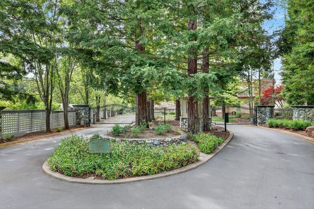 3213 Dogleg Ct, Cameron Park, CA 95682