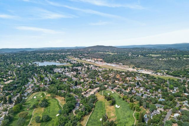 3213 Dogleg Ct, Cameron Park, CA 95682