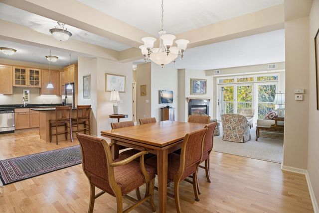 5250 Grandview Square 2311, Edina, MN 55436