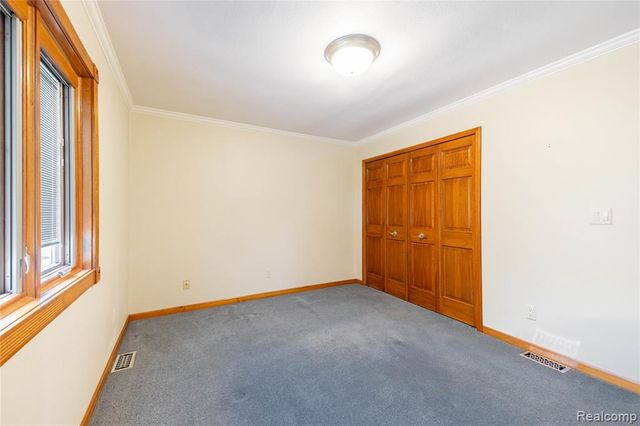 21819 Meridian Road, Grosse Ile, MI 48138