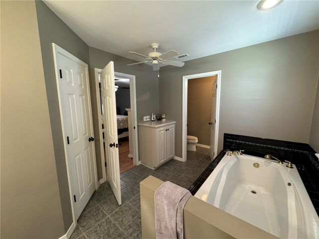 707 S Waco Avenue, Russellville, AR 72801