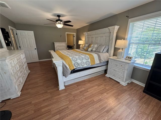 707 S Waco Avenue, Russellville, AR 72801