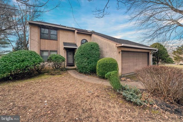 1 EDINBURGH CT, Newark, DE 19711