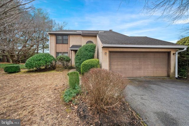 1 EDINBURGH CT, Newark, DE 19711