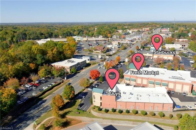 1039 Huntingdon Road, Winston-salem, NC 27104