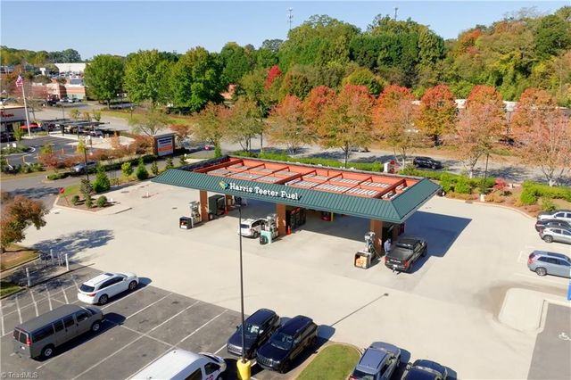1039 Huntingdon Road, Winston-salem, NC 27104
