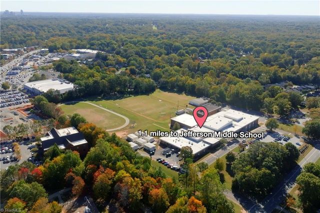 1039 Huntingdon Road, Winston-salem, NC 27104