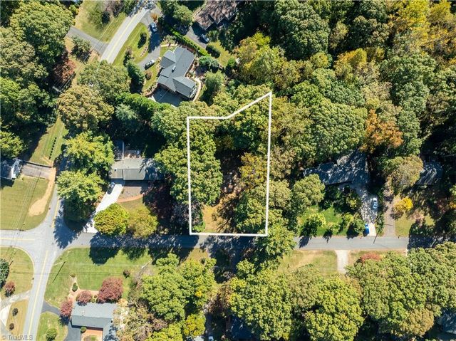 1039 Huntingdon Road, Winston-salem, NC 27104