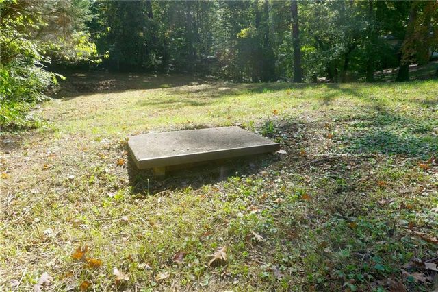 1039 Huntingdon Road, Winston-salem, NC 27104