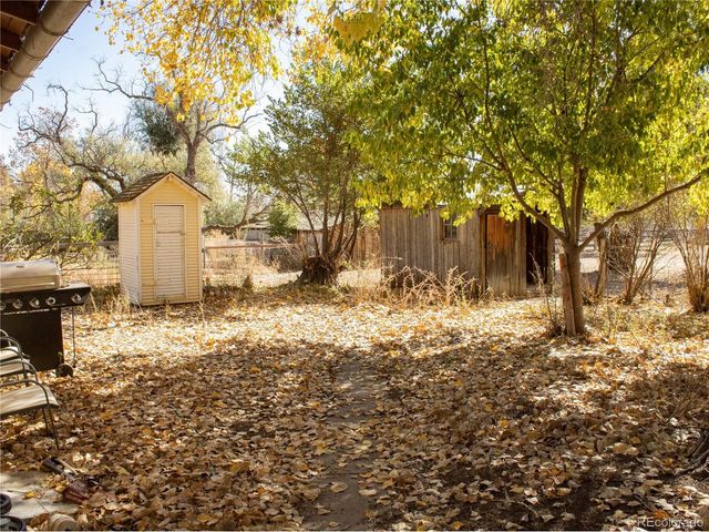 162 Farm Museum Ln, Loveland, CO 80537