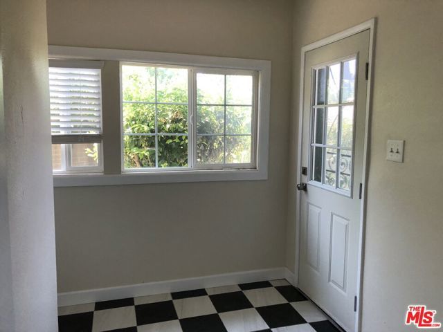 3334 Carlyle Street, Los Angeles, CA 90065