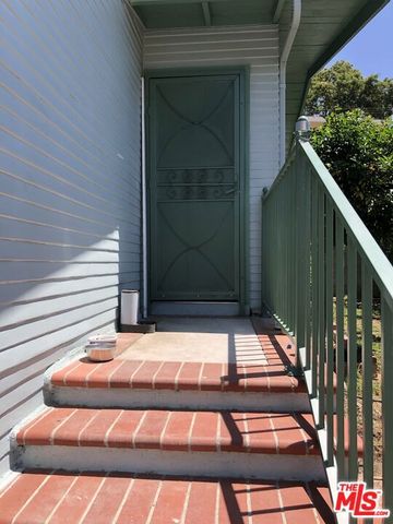 3334 Carlyle Street, Los Angeles, CA 90065
