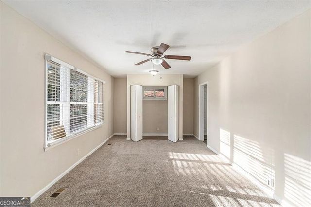 2203 KNOLL Drive, Decatur, GA 30032