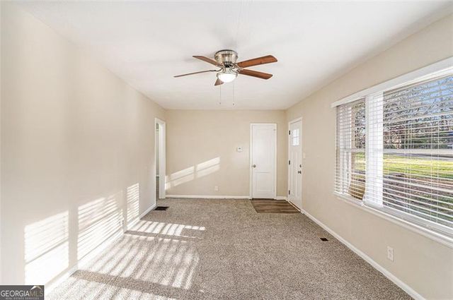 2203 KNOLL Drive, Decatur, GA 30032