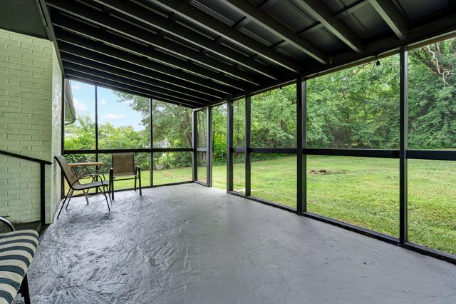 1412 Clearpoint Circle, Hixson, TN 37343
