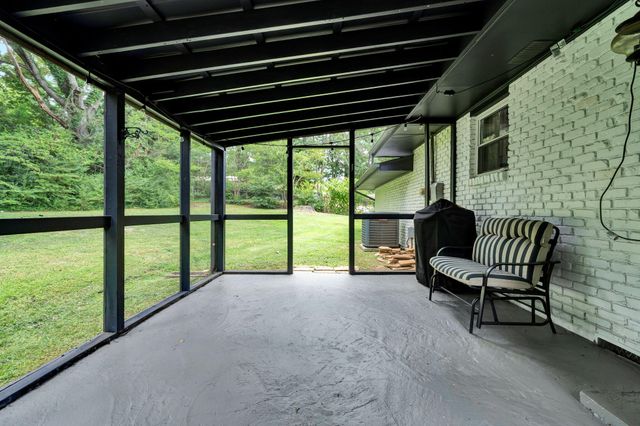 1412 Clearpoint Circle, Hixson, TN 37343