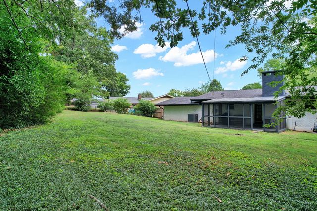 1412 Clearpoint Circle, Hixson, TN 37343