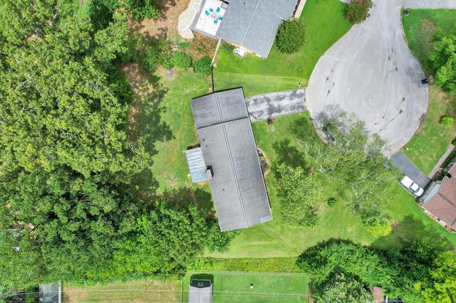 1412 Clearpoint Circle, Hixson, TN 37343