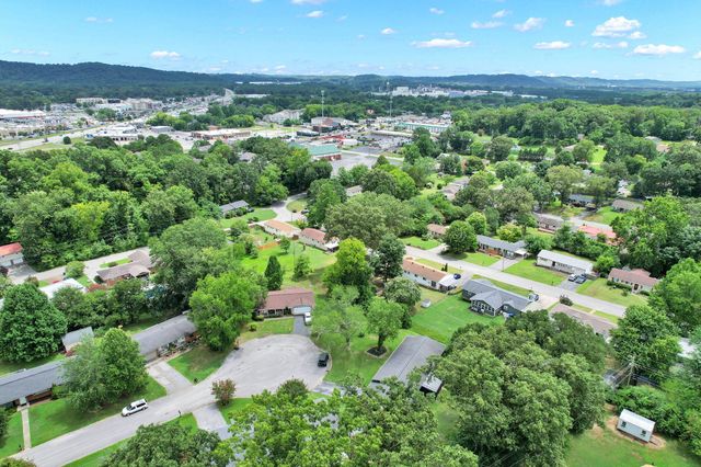 1412 Clearpoint Circle, Hixson, TN 37343