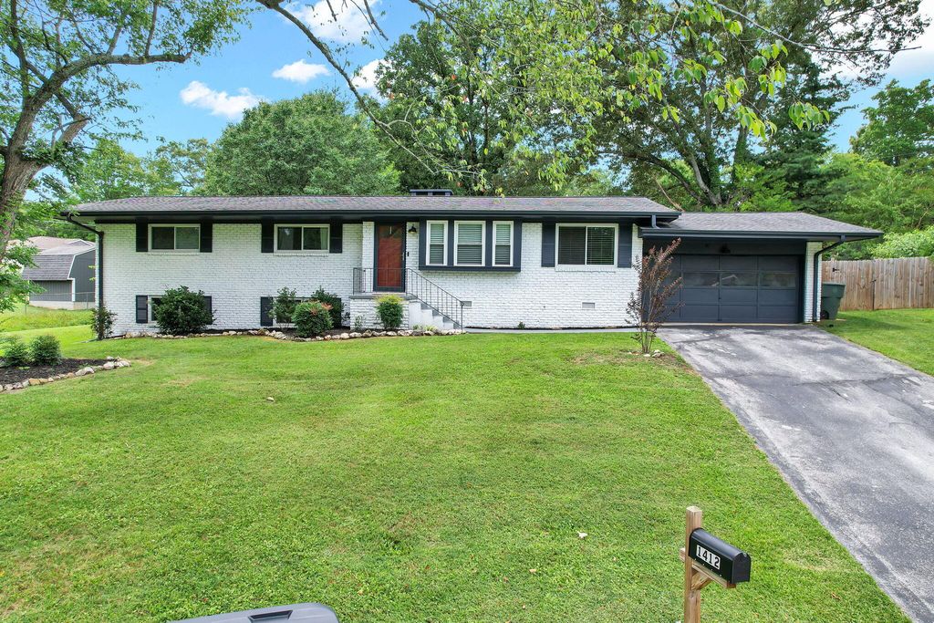 1412 Clearpoint Circle, Hixson, TN 37343