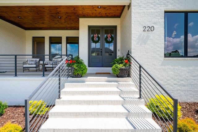 220 Haywood Drive, Little Rock, AR 72223