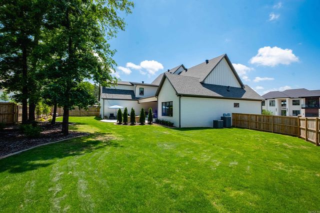 220 Haywood Drive, Little Rock, AR 72223
