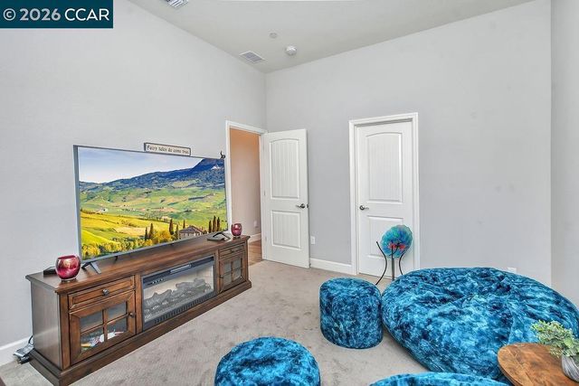 208 Chinook Dr, Brentwood, CA 94513