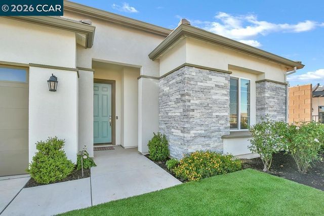 208 Chinook Dr, Brentwood, CA 94513