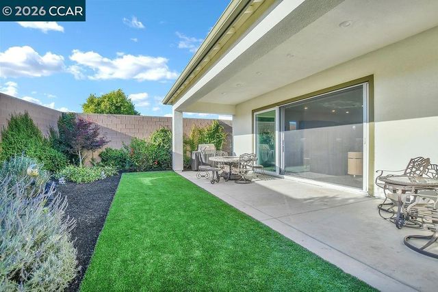 208 Chinook Dr, Brentwood, CA 94513