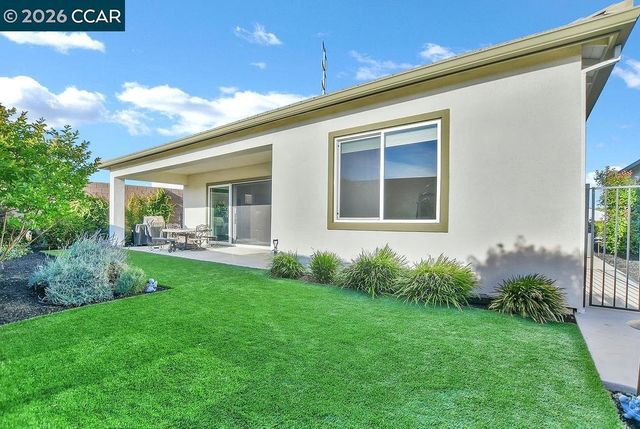 208 Chinook Dr, Brentwood, CA 94513