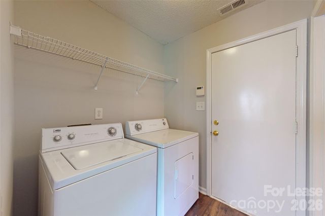 2024 Pimpernel Road, Charlotte, NC 28213