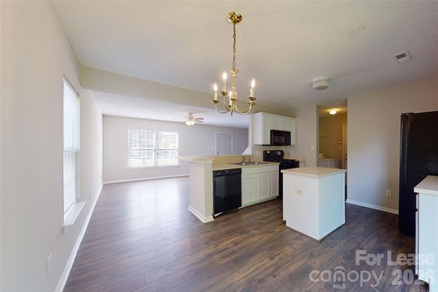 2024 Pimpernel Road, Charlotte, NC 28213