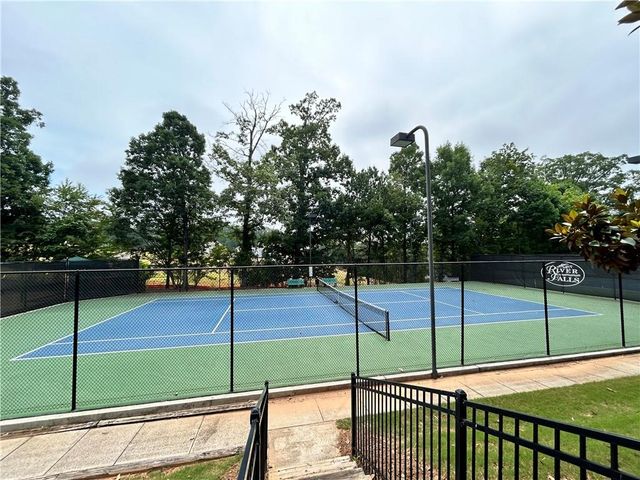 1038 ISLAND VIEW Court, Buford, GA 30518