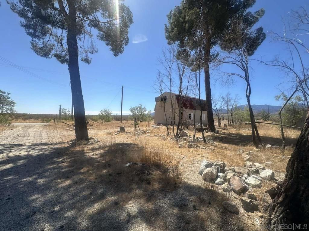 Image 31 of property listing at 34047 175Th ST E, Llano, CA 93544