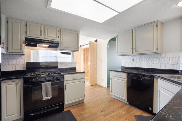 7262 Pajarito Road NE, Rio Rancho, NM 87144