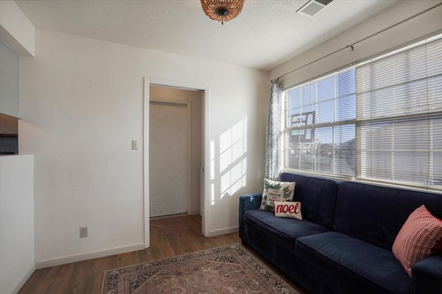 7262 Pajarito Road NE, Rio Rancho, NM 87144