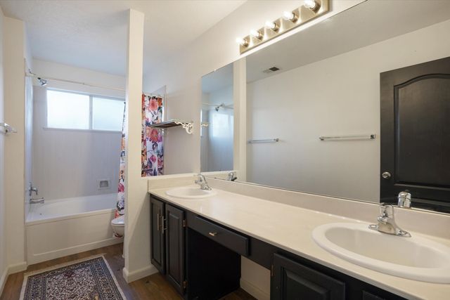 7262 Pajarito Road NE, Rio Rancho, NM 87144