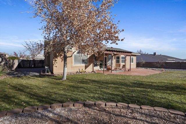 7262 Pajarito Road NE, Rio Rancho, NM 87144