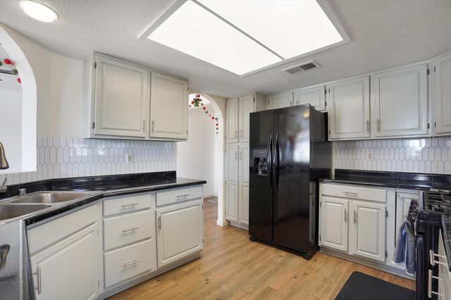 7262 Pajarito Road NE, Rio Rancho, NM 87144