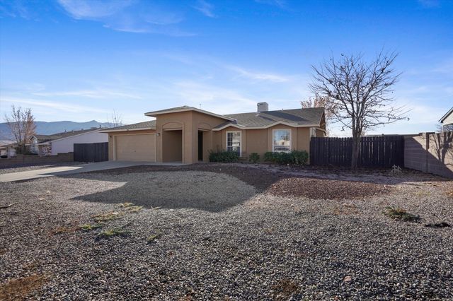 7262 Pajarito Road NE, Rio Rancho, NM 87144