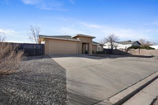 7262 Pajarito Road NE, Rio Rancho, NM 87144