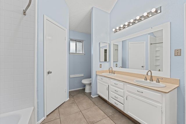 7502 Briar Run Court, Houston, TX 77489