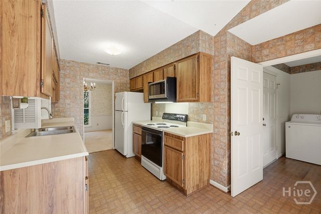 7601 Wymberly Court, Savannah, GA 31406