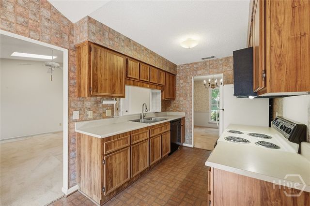 7601 Wymberly Court, Savannah, GA 31406
